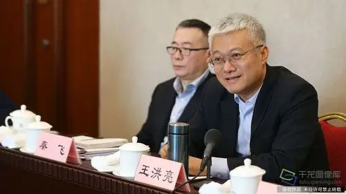 聚焦发展 关注民生——北京市人大代表热议政府工作报告侧记