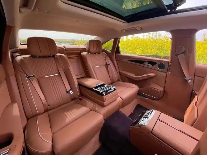 不止于豪华 试驾体验红旗h9