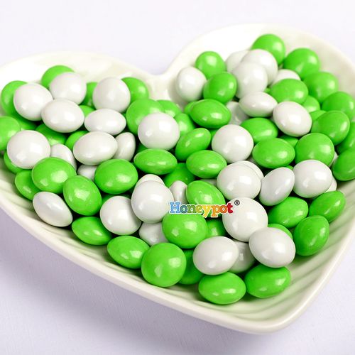 圣诞节绿色药丸巧克力mm豆糖果创意婚庆喜糖糖果桌摆台甜品