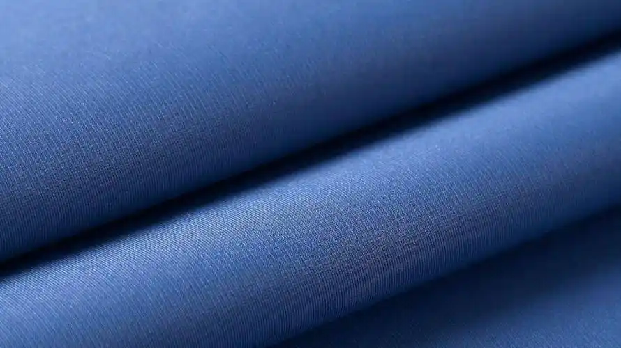 锦纶的主要品种为脂肪族聚酰胺纤维,它可以用一种单体合成,如内酰胺或