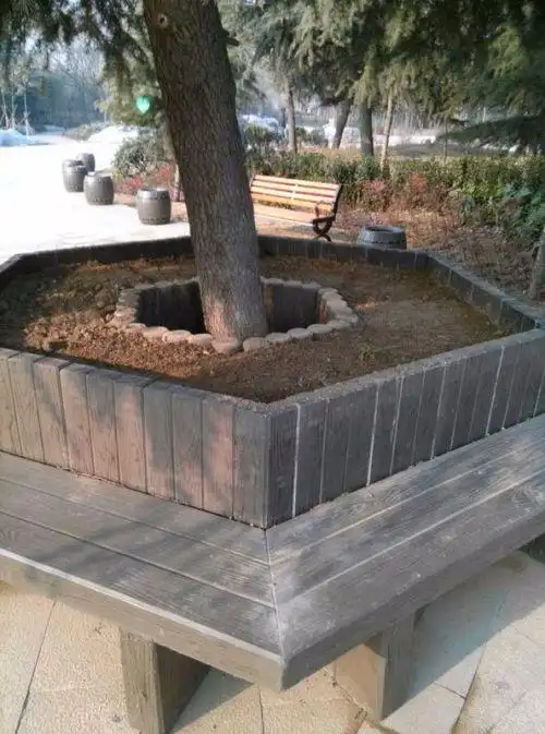 地载树树根部围起来一圈的塑料制品叫什么