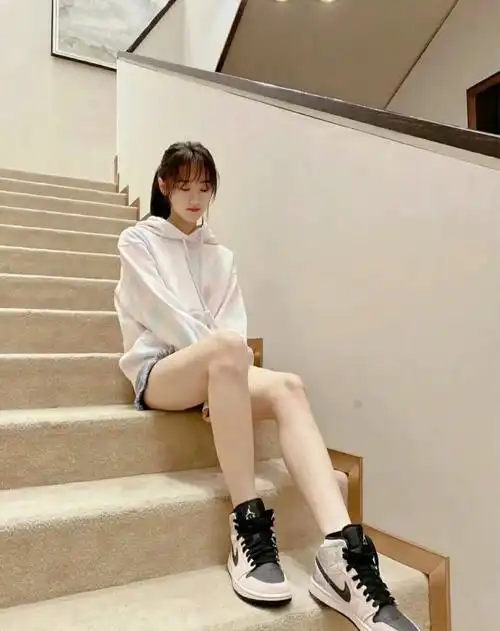 袁冰妍的稀有图片