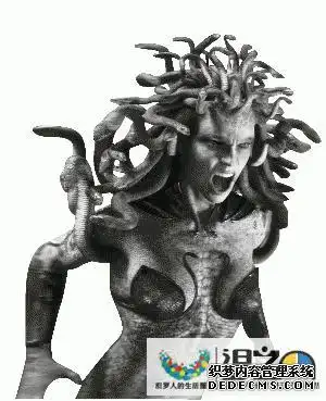 你好,应该是《诸神之战》中的北海女妖:美杜莎