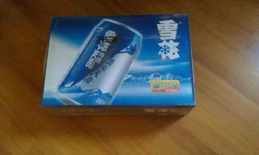 雪花啤酒一箱