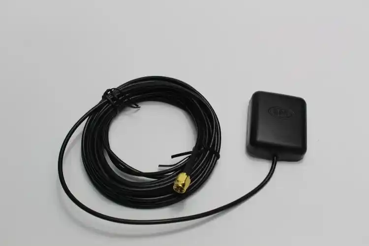 ant-1575r gps汽车天线 gps信号转发器天线 放大器天线 sma接口