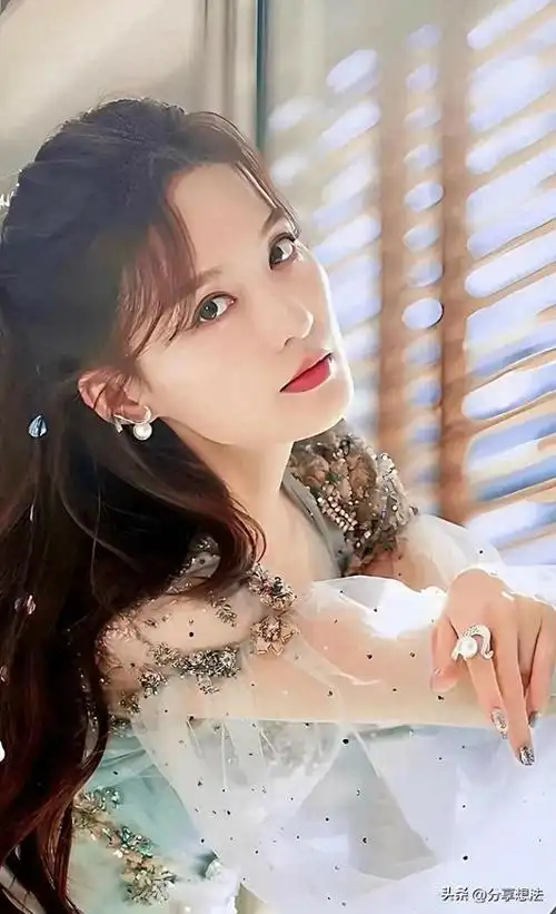 李沁明星壁纸(55)