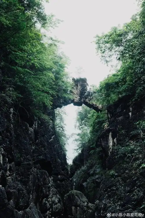 安顺  黄果树  大瀑布->陡坡塘->天星桥  开局发现昨天下雨拍照,今天