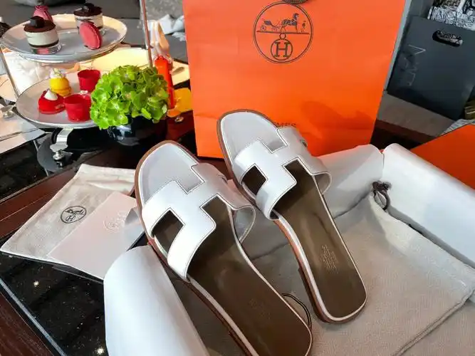 爱马仕拖鞋