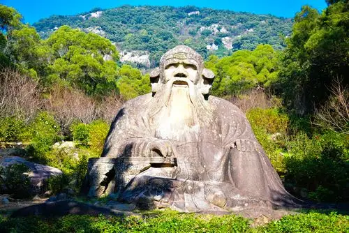 清源山下的老君岩,记得小时候最早是在梦中多次出现,后来在爷爷奶奶