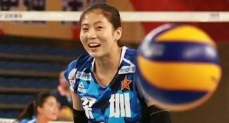 高意时隔四年再进中国女排一队训练,她用什么打动郎平的?