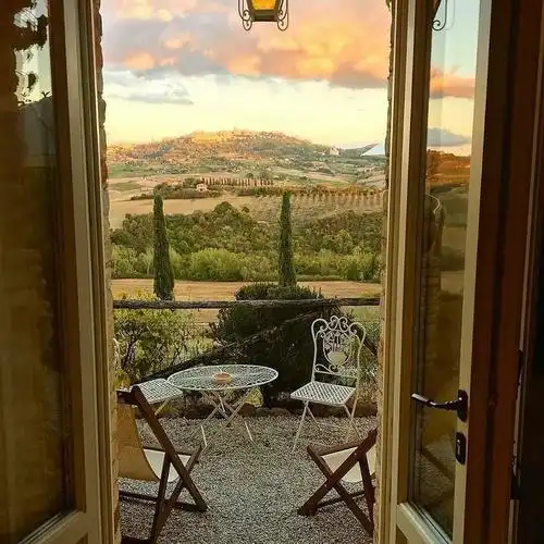 窗边的风景,光彩照人