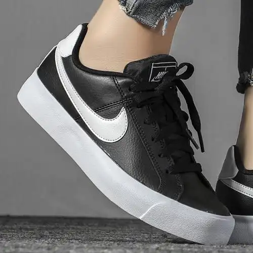 nike耐克时尚潮流女款运动休闲黑色皮质轻便板鞋ao2810001d