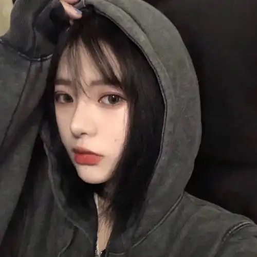 清纯可爱的少女个性头像图片-女生头像 - 壁纸之家