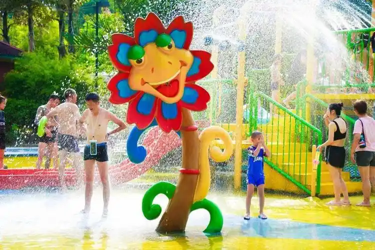 一大型水上乐园竟然宣布……_时光_海浪_夏天