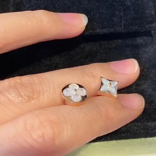 lv不对称白贝耳钉