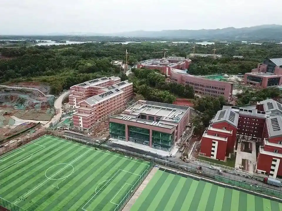 成都体育学院新校区亮相