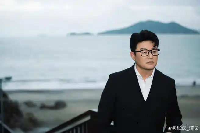 演员张磊超话#潘主任#北纬30°短片节  金螺奖 96 颁奖典礼  再聚