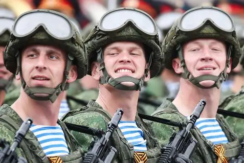 俄举行红场阅兵纪念卫国战争胜利74周年