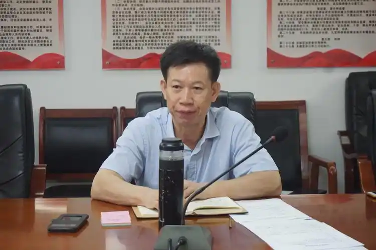 海口市国资委党委副书记,主任陈朝芳