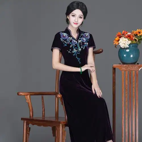 手工钉珠金丝绒旗袍大摆秋装低领宴会妈妈连衣裙旗袍