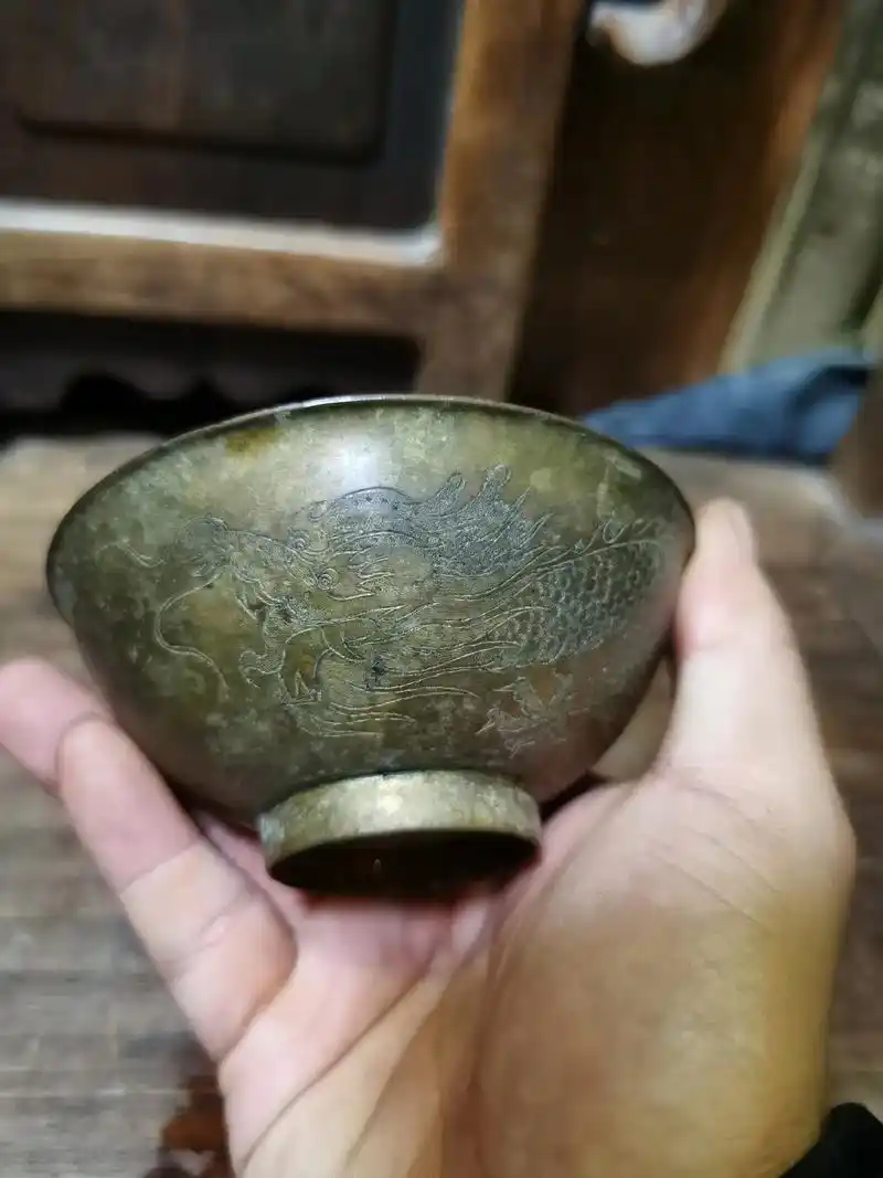 民国雕工精美铜碗