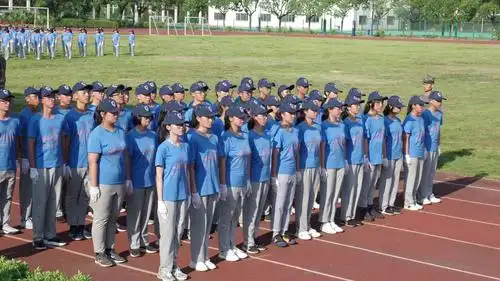 瑞安四中新生军训