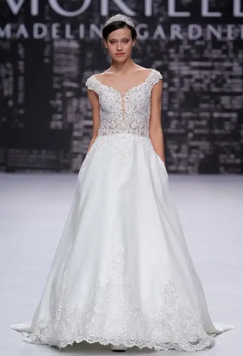 秀场morileemadelinegardner2020ss巴塞罗那婚纱女装