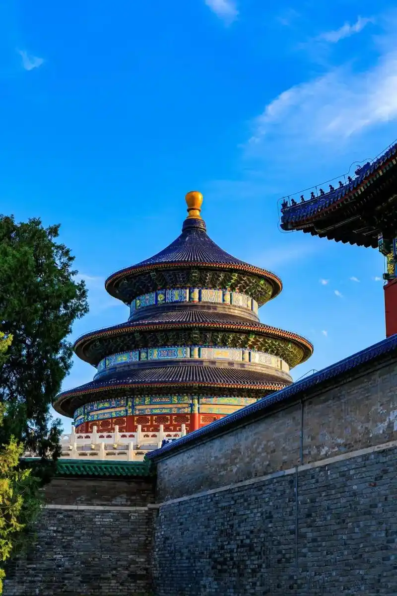 原来最能代表北京的建筑是#天坛祈年殿 青砖红墙琉璃瓦,六百年风雨