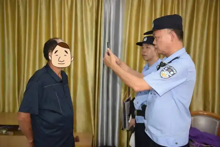 大型| 澄海近千名警力重拳出击,29人被抓获……_公安_张东生_检查