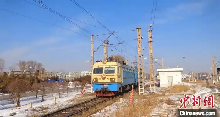 太原铁路枢纽西南环线满月助力山西经济发展