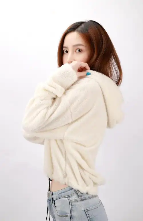 女装模特拍摄外贸欧美女装室内拍摄