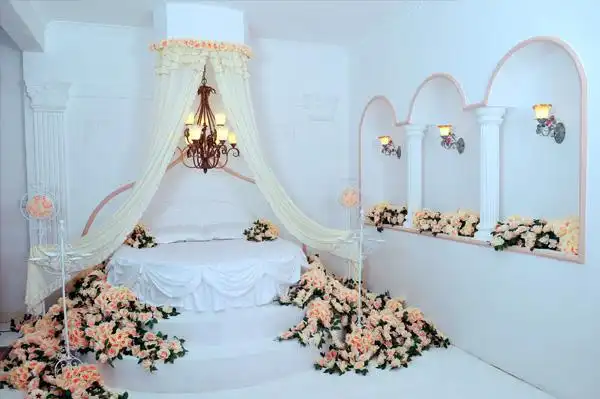 婚纱摄影立体影楼实景效果案例