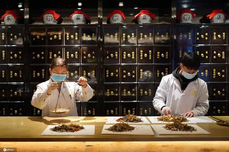 北京同仁堂开中药咖啡店02中西结合玩跨界