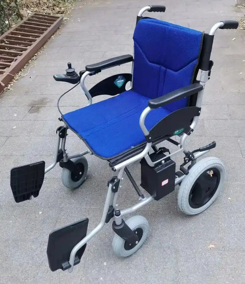 全新电动轮椅电动爬楼车