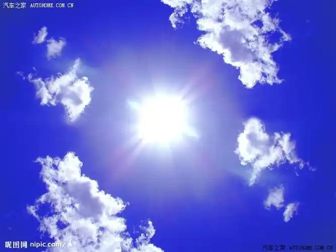 今天北京火辣辣的太阳快把人烤焦了