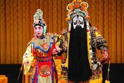 昨晚,逸夫舞台上演全本京剧《霸王别姬》. 刘海发 摄