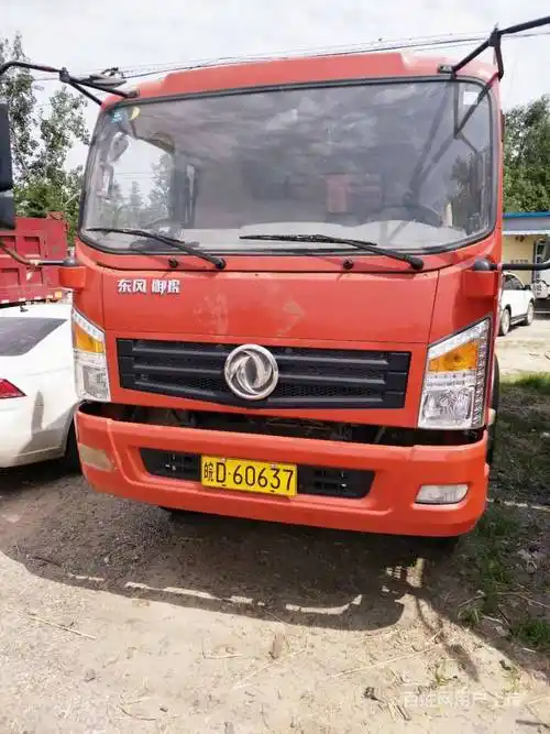 转让2台东风御虎大黄牌自卸车 153后桥