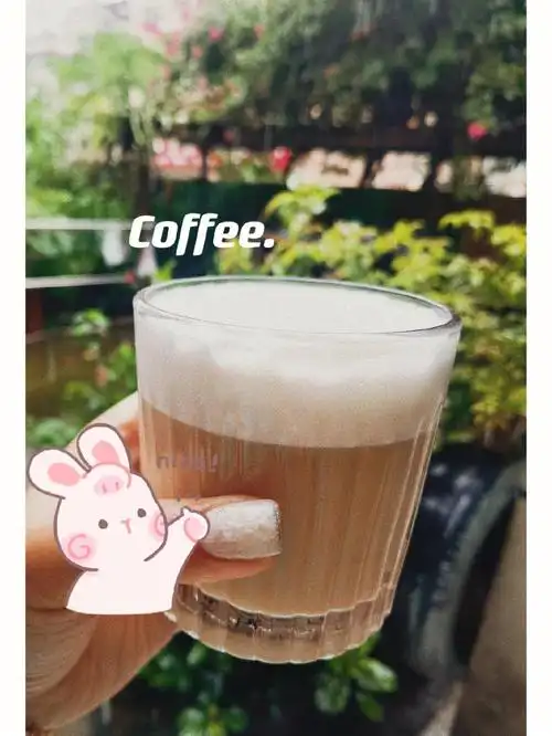 手冲咖啡当然要配手打奶泡啦