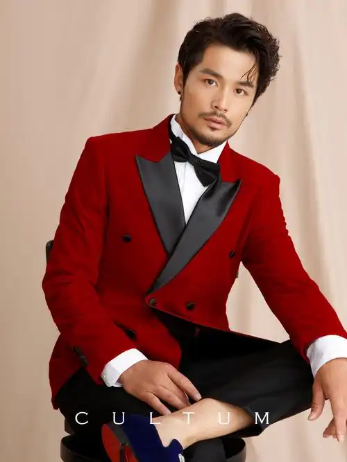 天鹅绒双排扣修身婚礼宴会男结婚新郎西服套装礼服男灯芯绒大码红