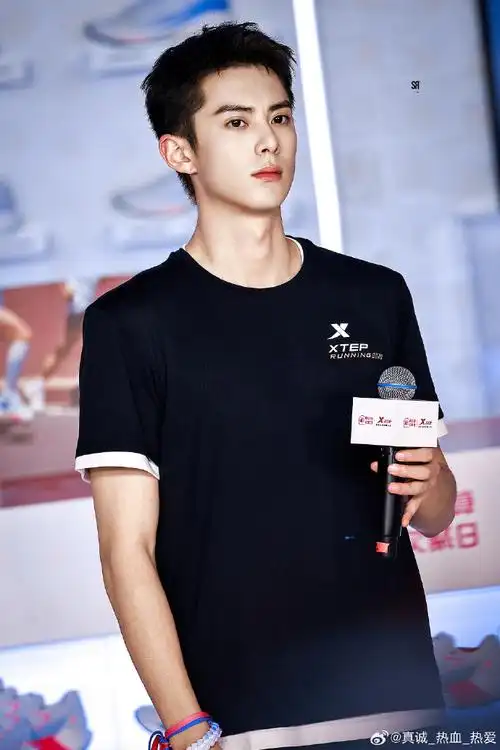 王鹤棣王满楼##王鹤棣工作室返图##王鹤棣