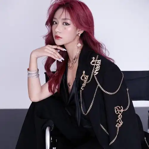 "阳台"女网红?千万粉丝刀小刀一年前旧照流出,看清模样后愣了