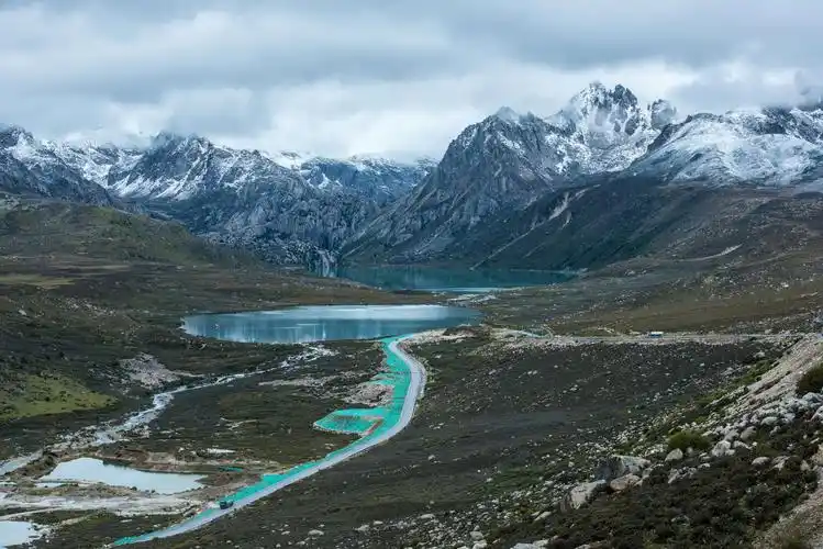 最美的风景在路上—川藏线,青藏线掠影.