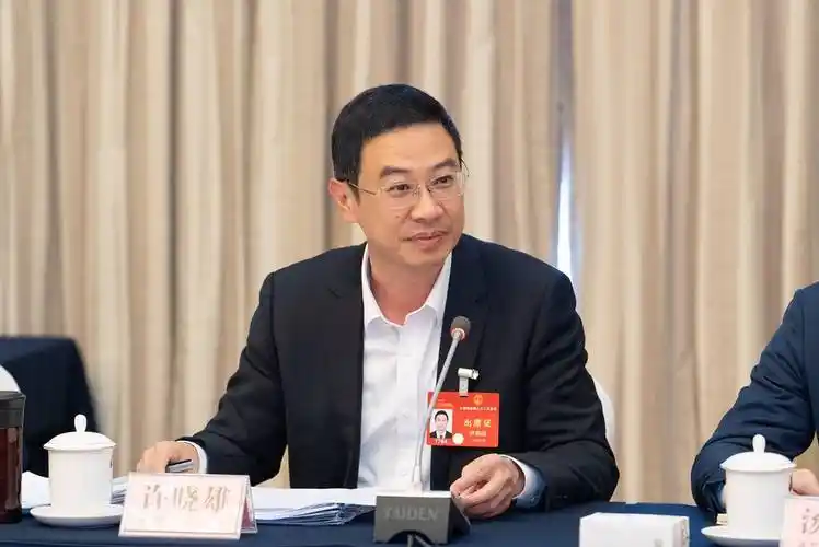 2024全国两会|肇庆市长许晓雄:发展新质生产力 挺起肇庆制造业的脊梁