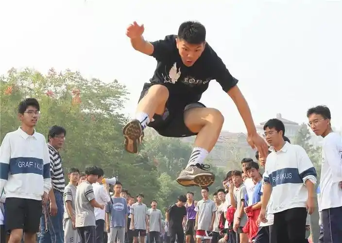 盛会落幕热血依旧运动场上的我们都很拼内附精彩视频