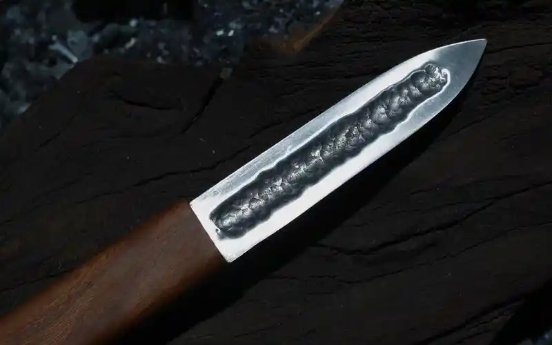 制作雅库特族的猎刀