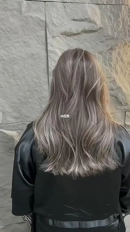 深色染发法式画染画染分区浅色染发漂发和染发的区别画染和挑染的区别