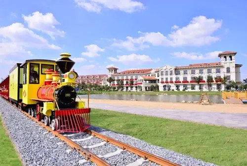 歌斐颂巧克力小镇一日游