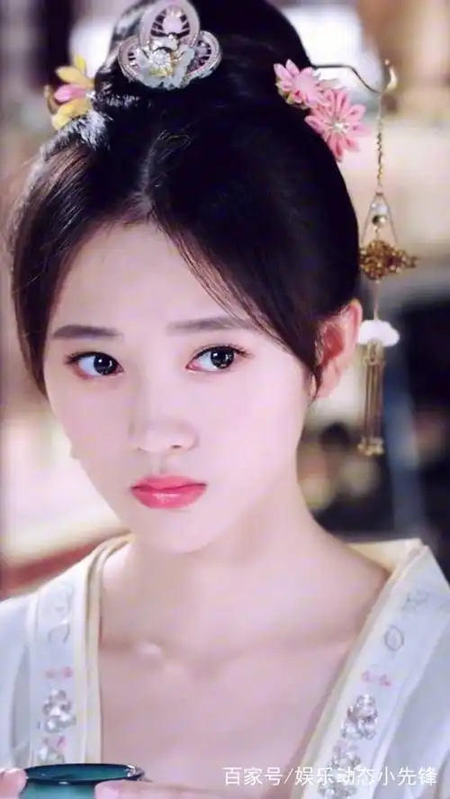 四千年一遇的美女鞠婧祎