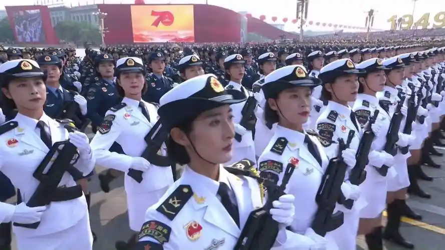 2019国庆阅兵最美女兵,歌曲:山河岁月-军事视频-搜狐视频