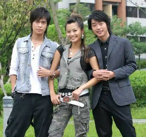 p>《微笑pasta》是 a target="_blank" href="/item/沈怡/10574690"